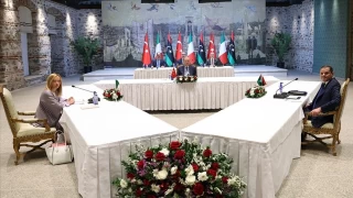 Trkiye, talya ve Libya ortak zirvede bulutu