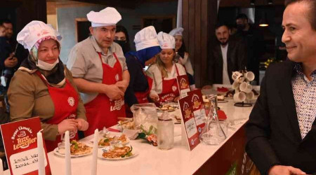 Tuzla'da 'Bayat Ekmekle Taze Lezzetler' yarışması düzenlendi