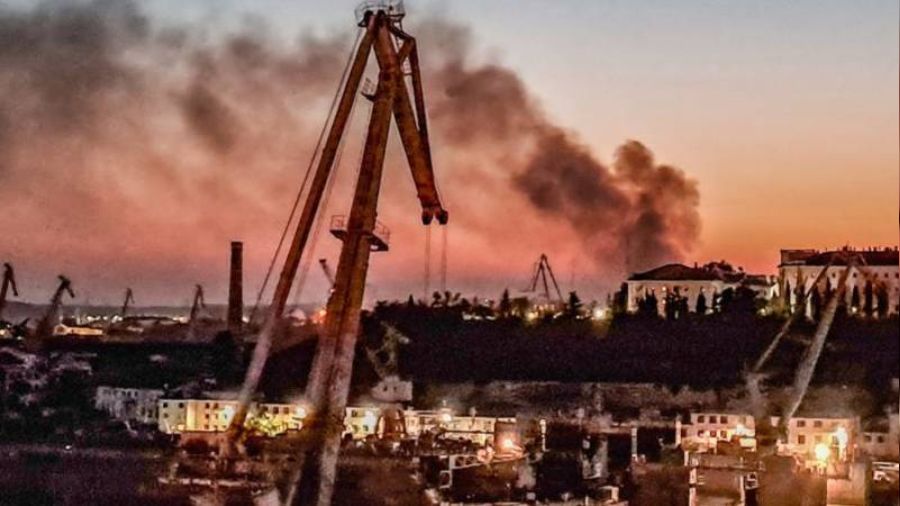 Ukrayna'dan Rus gemilerine sald�r�