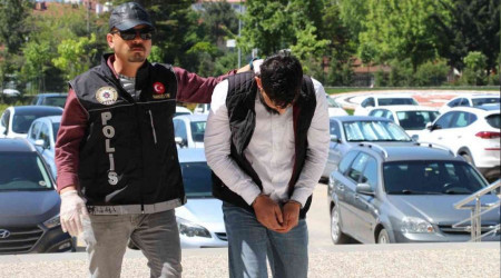 Uyuşturucu operasyonunda 895 adet hap ele geçirildi: 2 tutuklu