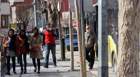 Vatandaş önlemleri gevşetince vaka sayısı bini aştı
