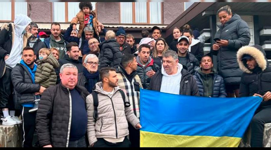 Yabanc futbolcular tahliye edildi