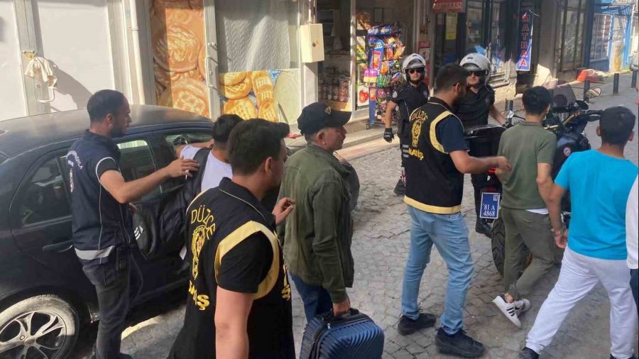 Yabancı uyruklu 25 şahıs deport edilecek
