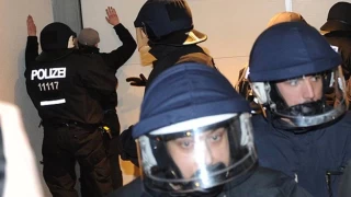 "Yahudilere gaz sıkın" mesajı üzerine Almana polisi harekete geçti