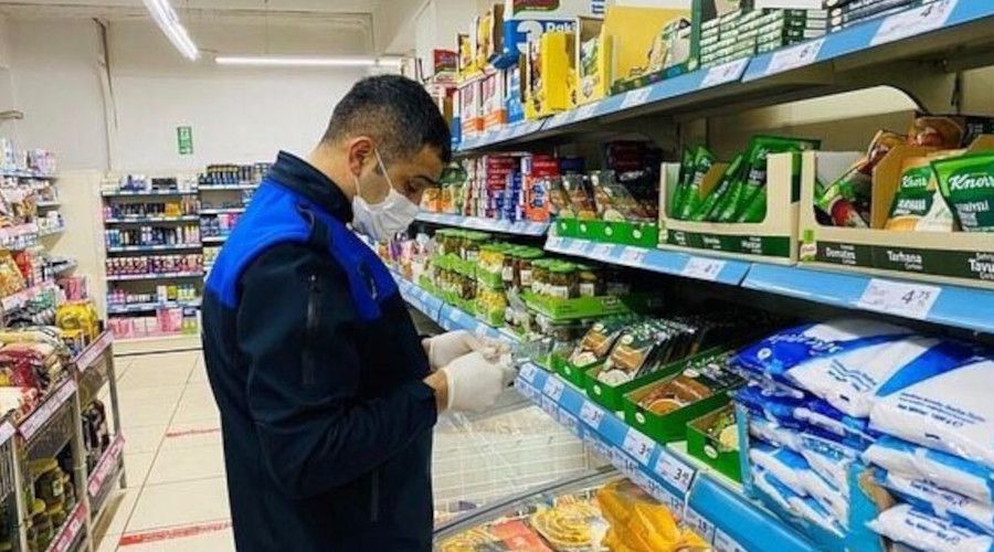 Zab�tadan 10 i�letmeye reyon-kasa fiyat uyu�mazl��� cezas�