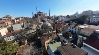 Zeynep Sultan Camii 11 yıldır ibadete kapalı