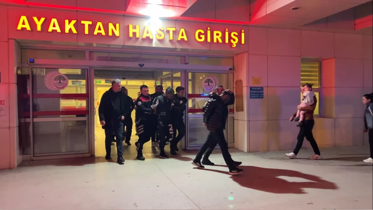100 bin liralk uyuturucuyla yakalandlar 