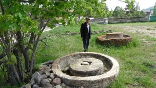100 yıllık el değirmenleri günümüzde bahçe süsü oldu