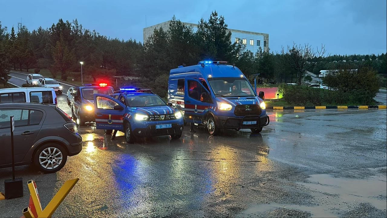 12 ildeki DEA operasyonunda 15 pheli gzaltna alnd