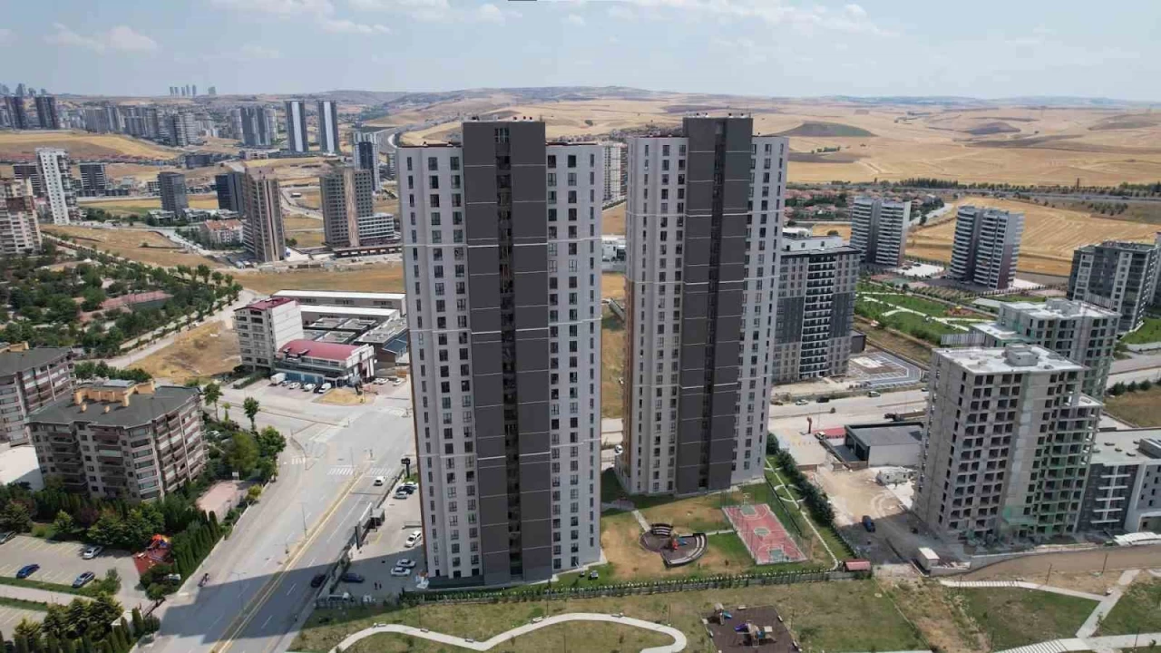 3 ki�iye mezar olan bina "Hayata De�er" slogan�yla tan�t�ld�