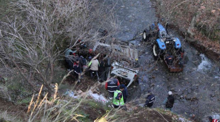 40 metrelik uçurumdan uçtular