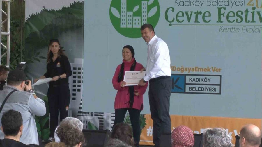 6. Kad�k�y �evre Festivali ba�lad�