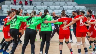 A Milli Kadn Hentbol Takm, st ste ikinci kez ampiyon!