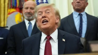 ABD Ba�kan� Trump: "Kendimiz d���nda Orta Do�u, �srail ve Avrupa'y� korumak i�in �ran'la sava��yoruz"