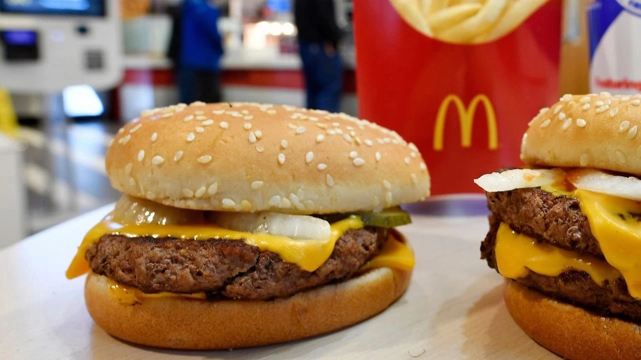 ABD'de McDonald's skandal�: Hasta say�s� 90'a ��kt�