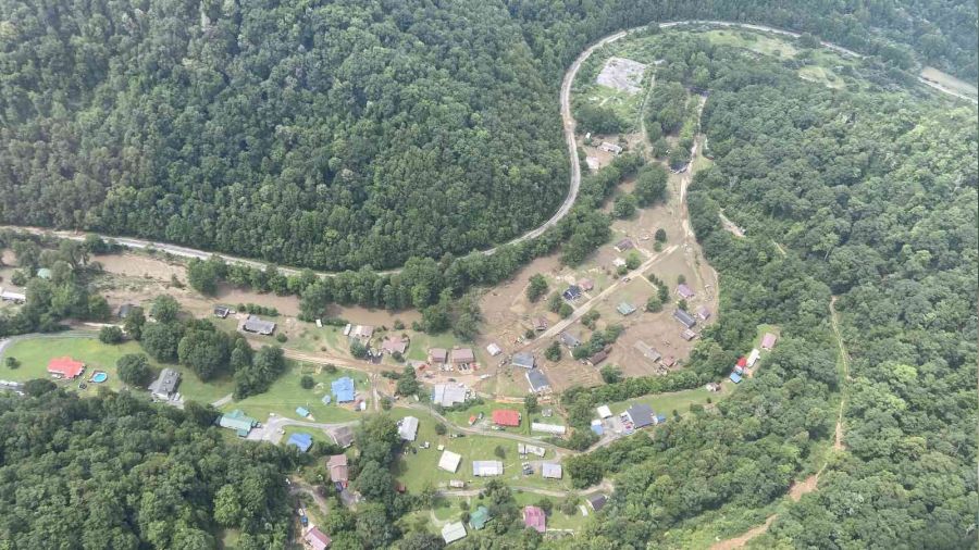 ABD'de sel: 44 kişiden haber alınamıyor