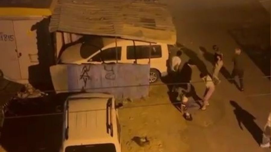 Adana'da sokak ortas�nda silahlar �ekildi