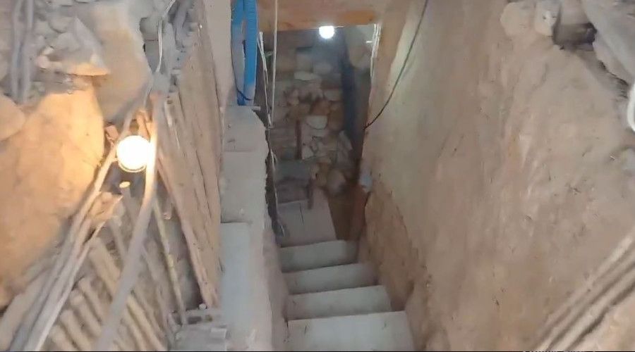 Ailesine k�zan gen� 6 y�l boyunca yeralt�nda kendine ev kazd�