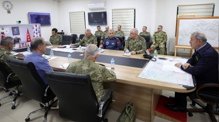 Akar'dan Yunanistan'a uyarı