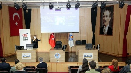 Akdeniz Belediyesi personeline, Kişisel Verilerin Korunması Kanunu eğitimi verildi