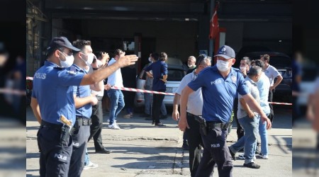 Alacaklısını kovalarken 3 kişiyi vurdu