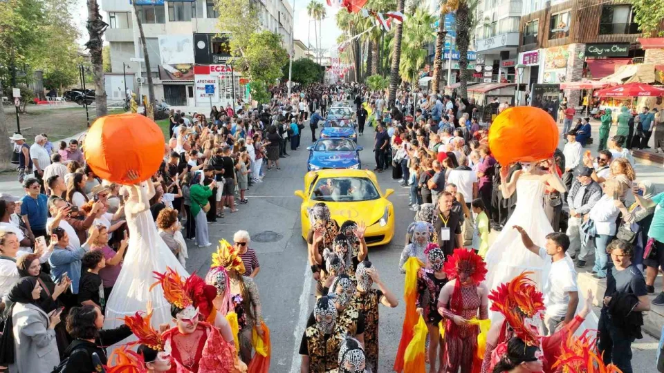 Alt�n Portakal Korteji'nde y�ld�zlar ge�idi ya�anacak