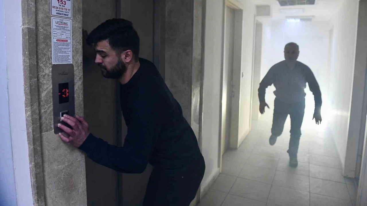 Ankara İtfaiyesi: 'Yangın merdivenlerini amacı dışında kullanmayın'