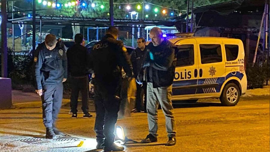 Antalya'da kavga sonras� silahl� sald�r�