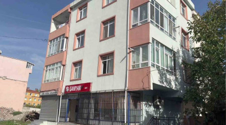 Arnavutky'de fkeli koca dehet sat: 2 yaral