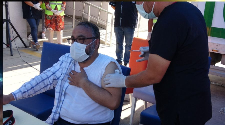 A�� olmayan sosyal etkinliklere PCR testiyle kat�labilecek