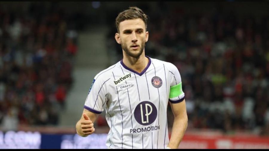 Aslan��n listesiydi, imzay� att�