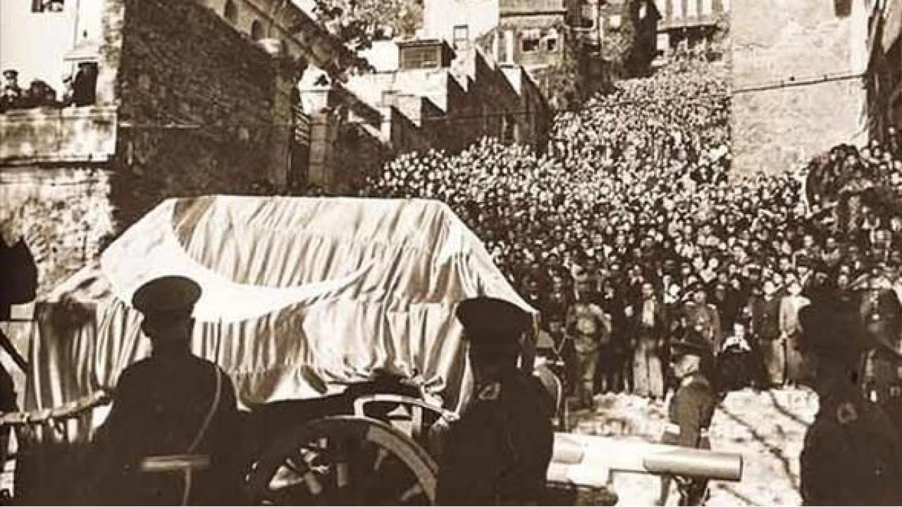 Atatürk’ün cenaze namazının kılınması