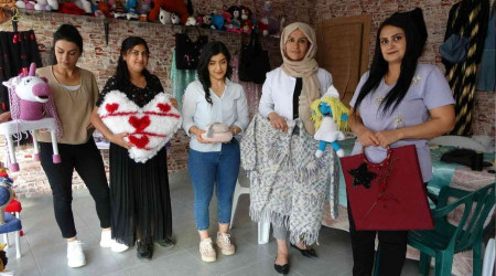 Atık malzemelerden ürün üretiyorlar