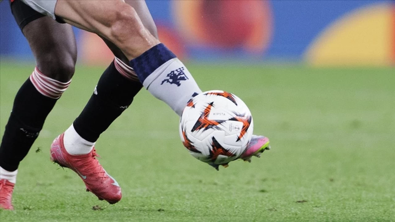 Avrupa Ligi'nde birinci eleme turunun ilk aya�� tamamland�