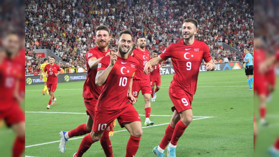 Ay-yldzllar Haziran ay snavndan baaryla kt 