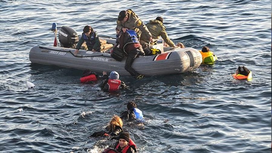 Ayd�n'da 120 d�zensiz g��men kurtar�ld�