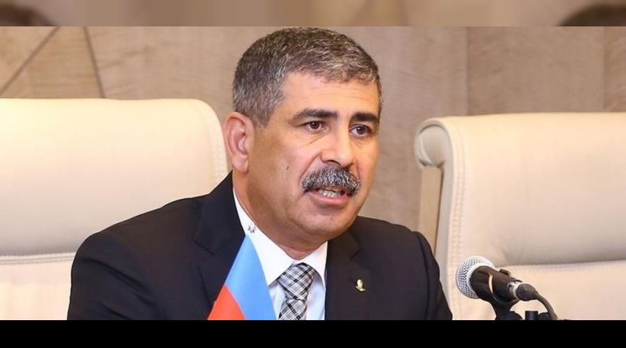 Azerbaycan'dan Mehmet�ik'e �vg�