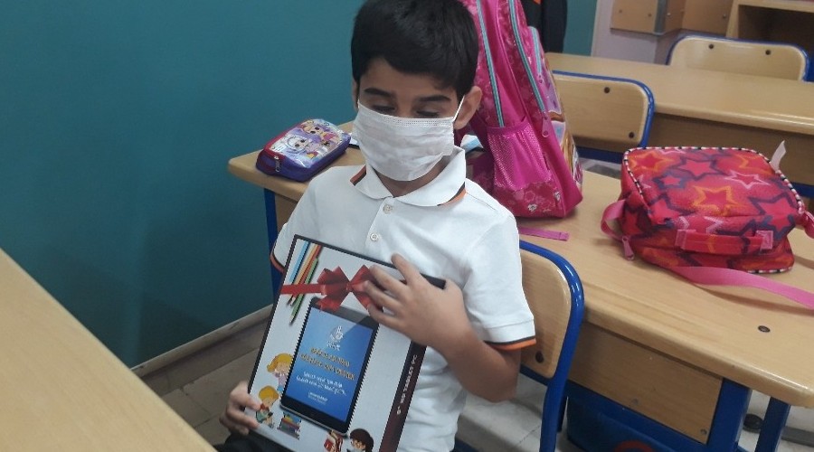 Ba�c�lar'da 10 bin tablet da��t�m�na ba�land�