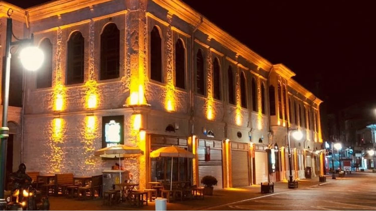 Bartn Kent Mzesi: Bir kente ayna tutan hafza mekn