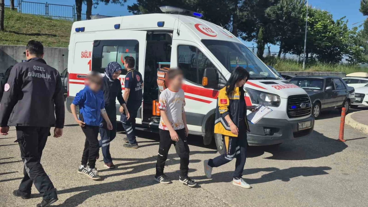 Bartın'da 17 öğrenci yedikleri şekerlemeden zehirlendi