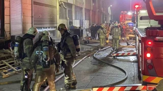Baakehir'de mobilya atlyesinde yangn kt