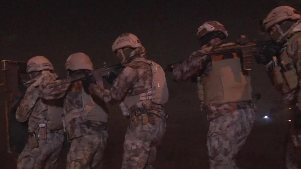 Ba�kent'te DEA� operasyonu: 11 g�zalt�