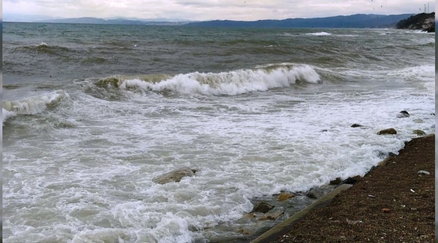 Batı Karadeniz'de poyraz etkili oluyor