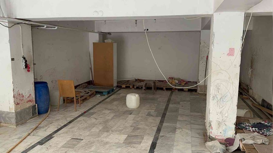 Batman'da halı yıkamacı, elektrik personelini rehin aldı