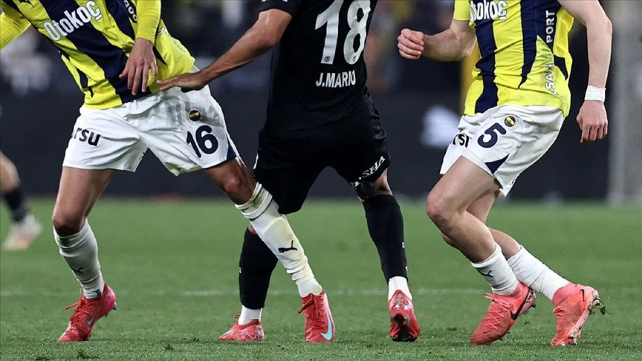 Beşiktaş - Fenerbahçe rekabeti futbolun ötesinde bir mücadele