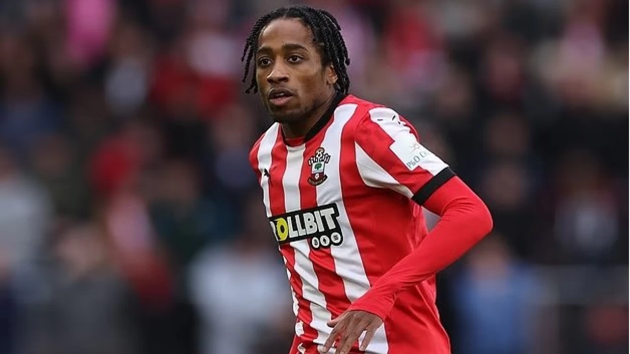 Beikta'a transferi son anda yatan Kyle Walker-Peters West Ham United'da