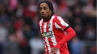 Beikta'a transferi son anda yatan Kyle Walker-Peters West Ham United'da