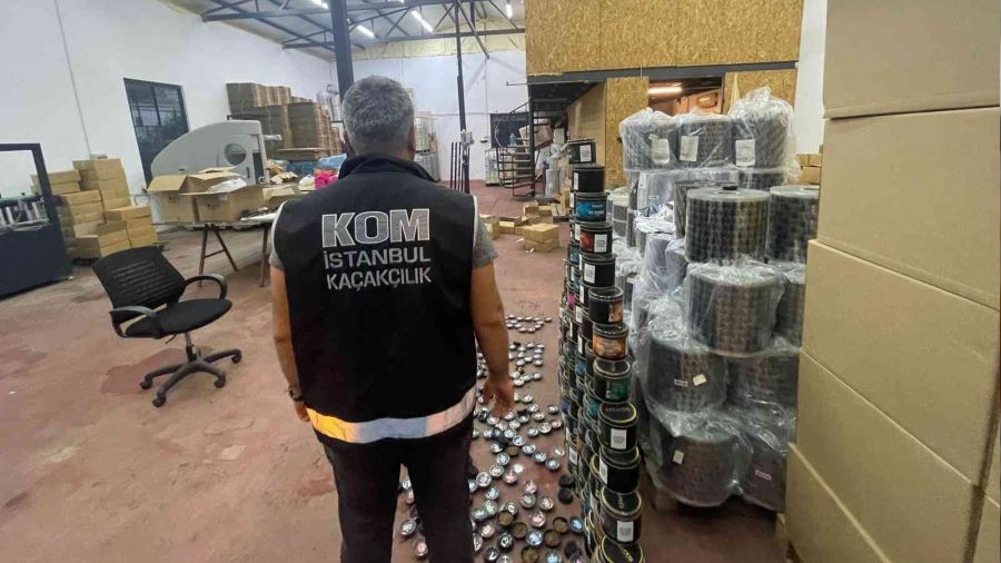 Beykoz'da 1 ton 777 kg nargile t�t�n� ele ge�irildi