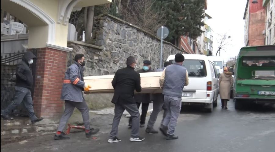 Beyoğlu'nda kayboldu, mezarlıkta ölü bulundu