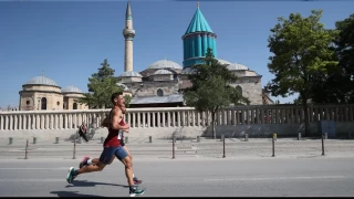 Bir günde 3 yarı maraton yapıldı